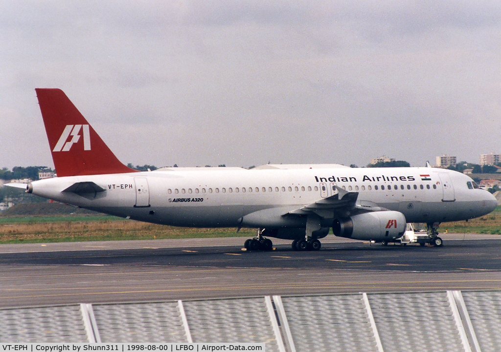 VT-EPH, 1989 Airbus A320-231 C/N 051, Ready for delivery after maintenance...