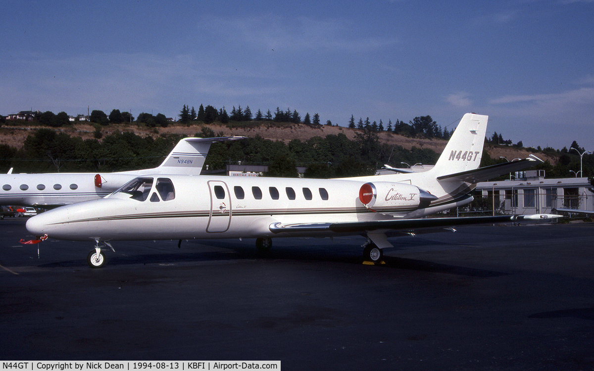 N44GT, 1994 Cessna 560 C/N 560-0252, KBFI