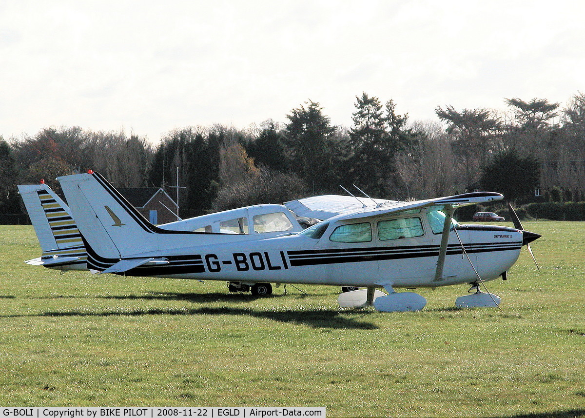 G-BOLI, 1981 Cessna 172P C/N 172-75484, DENHAM RESIDENT