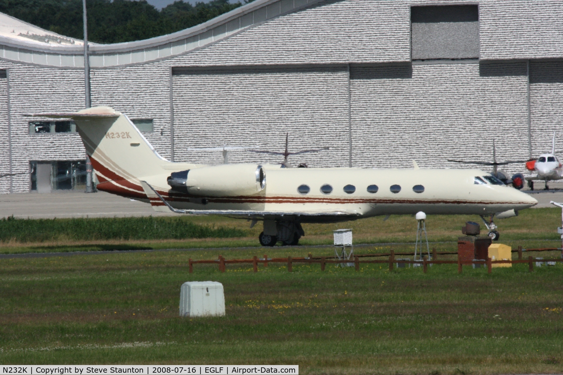 N232K, 1993 Gulfstream Aerospace G-IV C/N 1232, Taken at Farnborough Airshow on the Wednesday trade day, 16th July 2009