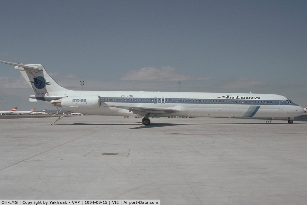 OH-LMG, 1988 McDonnell Douglas MD-83 (DC-9-83) C/N 49625, Airtours MD80