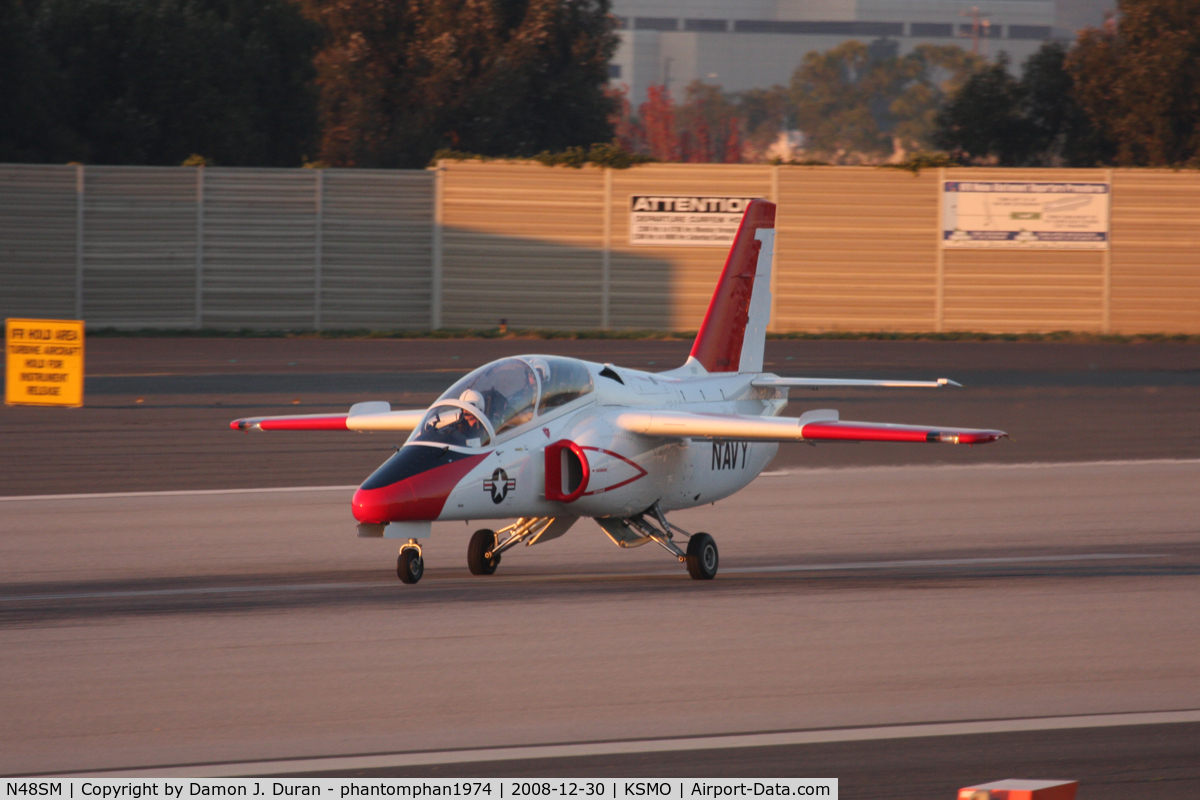 N48SM, 1985 SIAI-Marchetti S-211 C/N 014-03-001, Out for an evening flight
