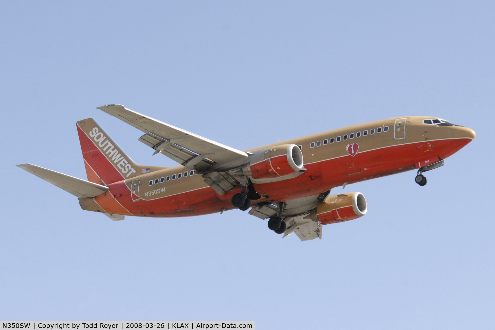N350SW, 1989 Boeing 737-3H4 C/N 24409, Landing 24R at LAX