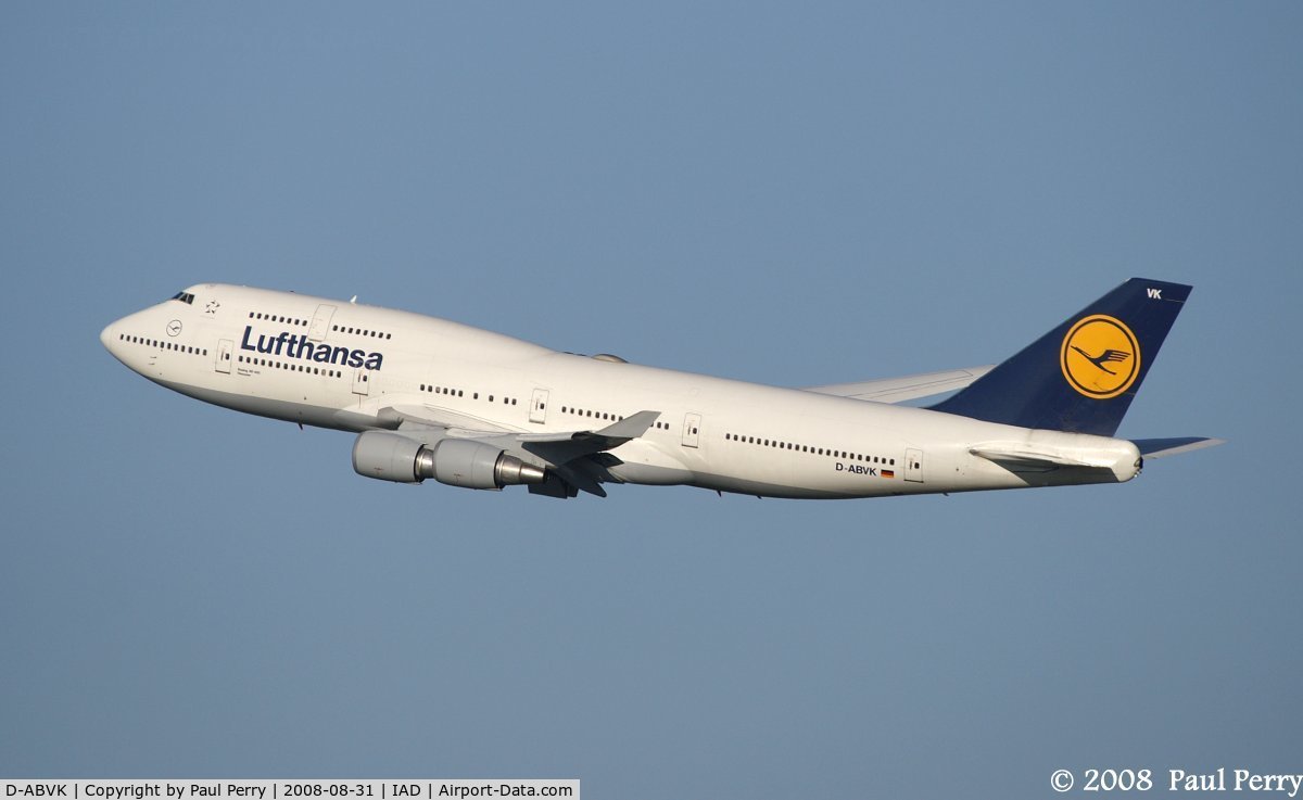 D-ABVK, 1991 Boeing 747-430 C/N 25046, Leaving from Runway 1R