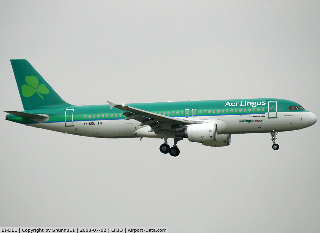 EI-DEL, 2005 Airbus A320-214 C/N 2409, Landing rwy 32L