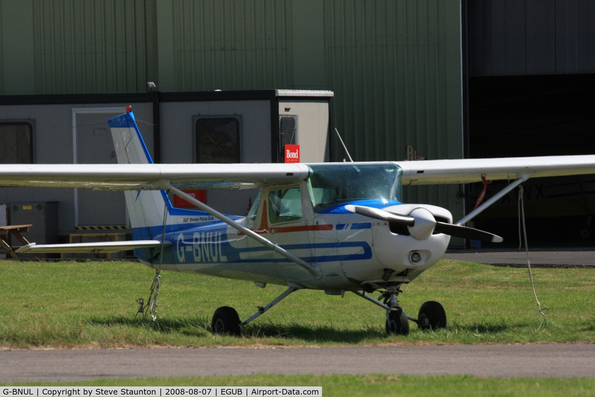 G-BNUL, 1980 Cessna 152 C/N 152-84486, RAF Benson Families Day, RAF Benson, Oxfordshire, England - August 2008