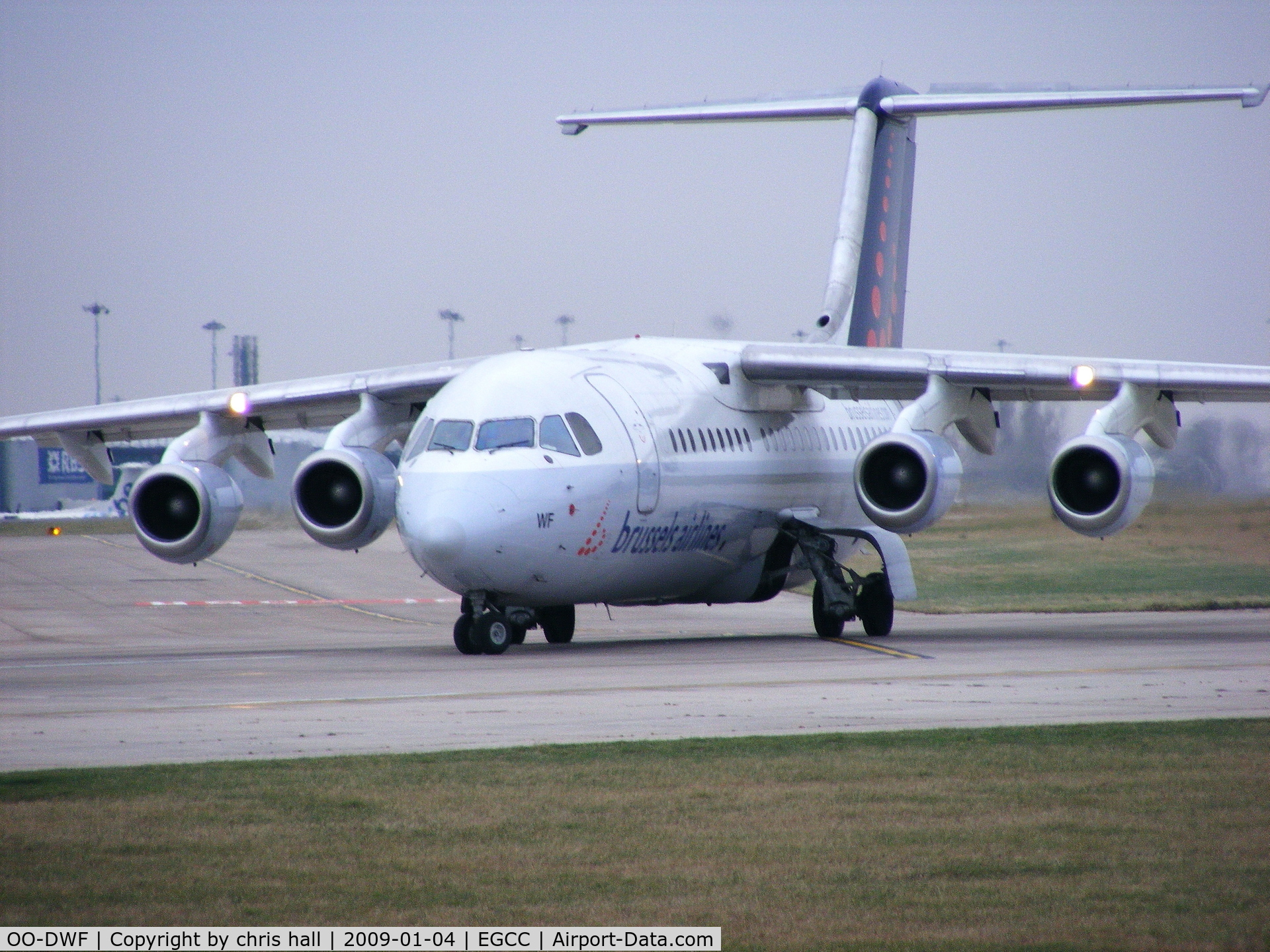 OO-DWF, 1998 British Aerospace Avro 146-RJ100 C/N E3332, Brussels Airlines