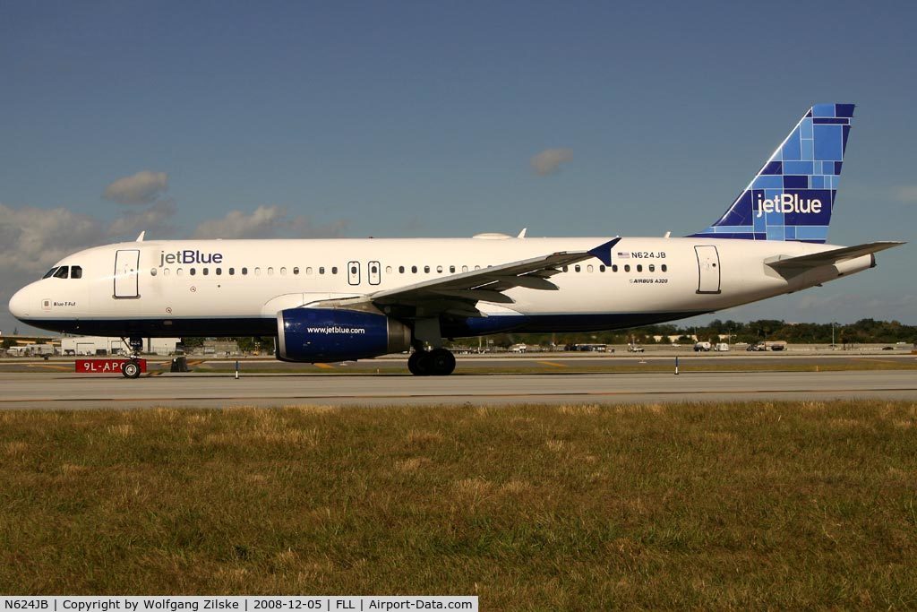 N624JB, 2005 Airbus A320-232 C/N 2520, visitor