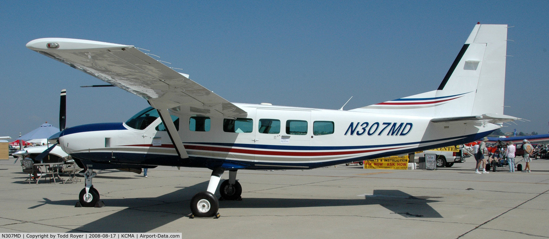 N307MD, 2004 Cessna 208 C/N 20800379, Camarillo Airshow 2008