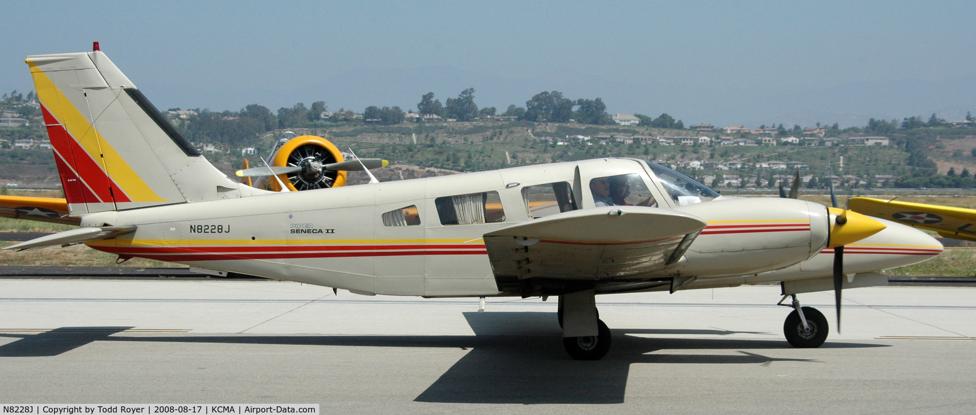 N8228J, 1980 Piper PA-34-200T C/N 34-8070252, Camarillo Airshow 2008