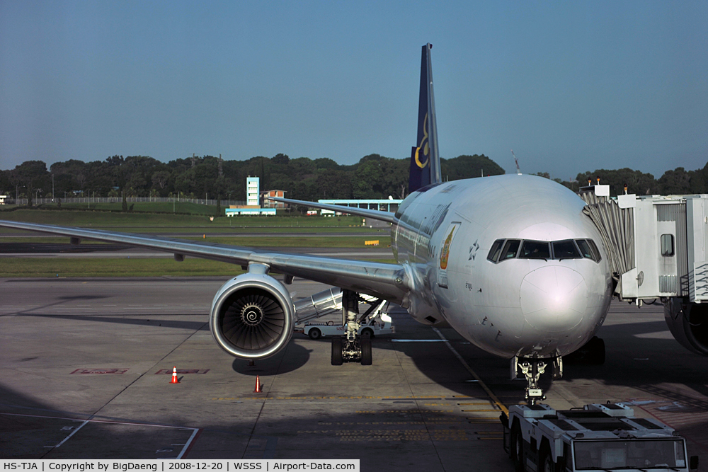 HS-TJA, 1996 Boeing 777-2D7 C/N 27726, At the gate, to be bound for Bangkok shortly right after this.