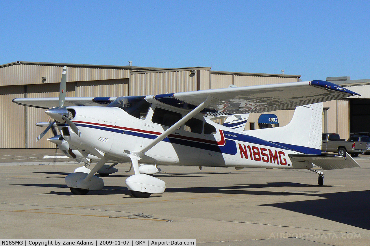 N185MG, 1975 Cessna A185F Skywagon 185 C/N 18502902, At Arlington Municipal