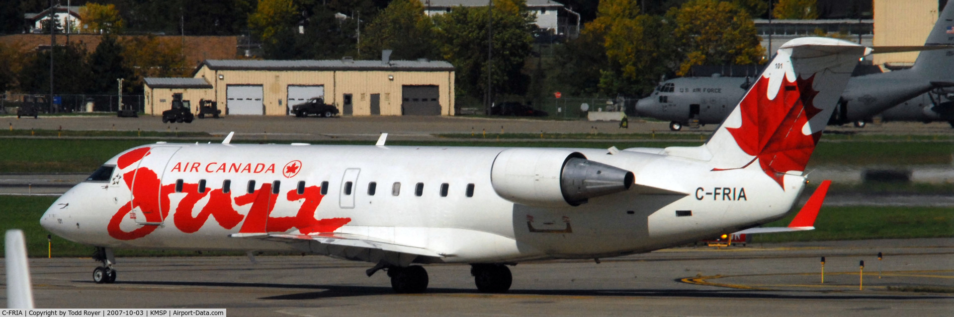 C-FRIA, 1994 Canadair CRJ-100ER (CL-600-2B19) C/N 7045, Taxi for departure