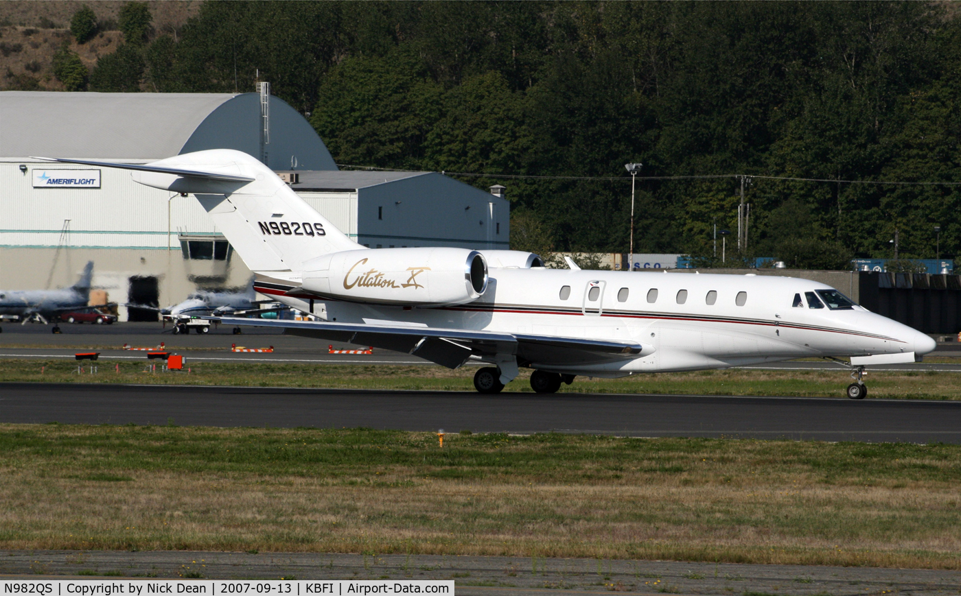 N982QS, 2001 Cessna 750 Citation X Citation X C/N 750-0182, KBFI