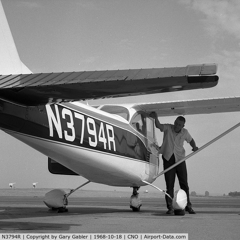 N3794R, 1966 Cessna 172H C/N 17255594, Original owner doing his pre-flight check.