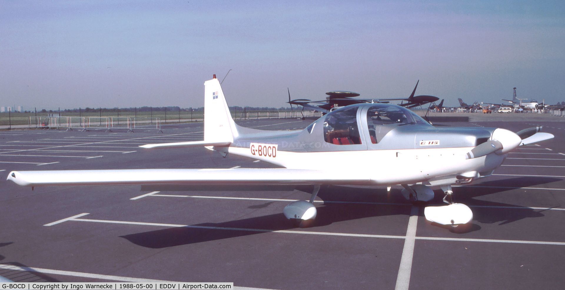 G-BOCD, 1988 Grob G-115 C/N 8024, Grob G.115 at the ILA 1988, Hannover