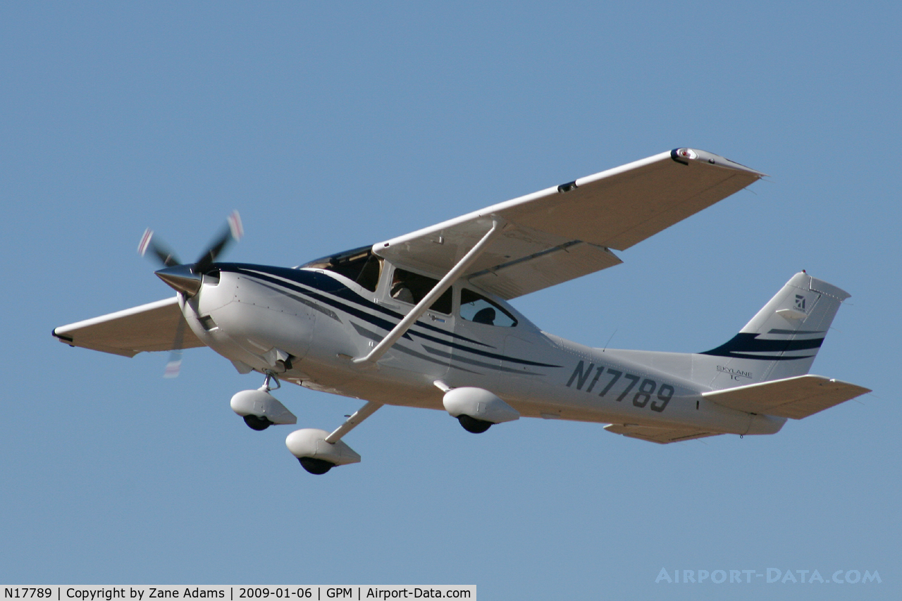 N17789, 2005 Cessna T182T Turbo Skylane C/N T18208427, Departing Grand Prairie Municipal