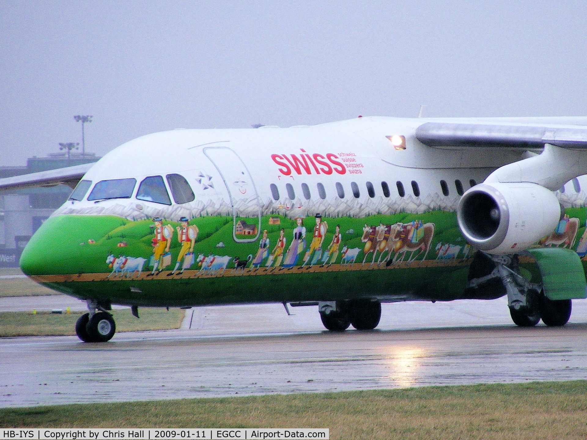 HB-IYS, 2001 British Aerospace Avro 146-RJ100 C/N E3381, Swiss Air