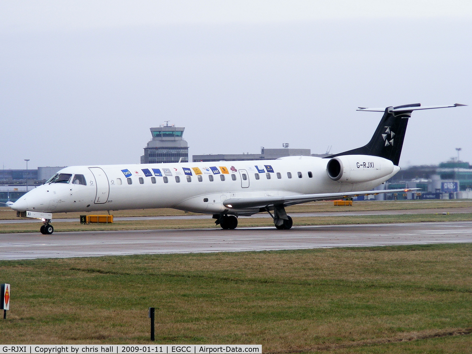 G-RJXI, 2001 Embraer EMB-145EP (ERJ-145EP) C/N 145454, BMI Regional