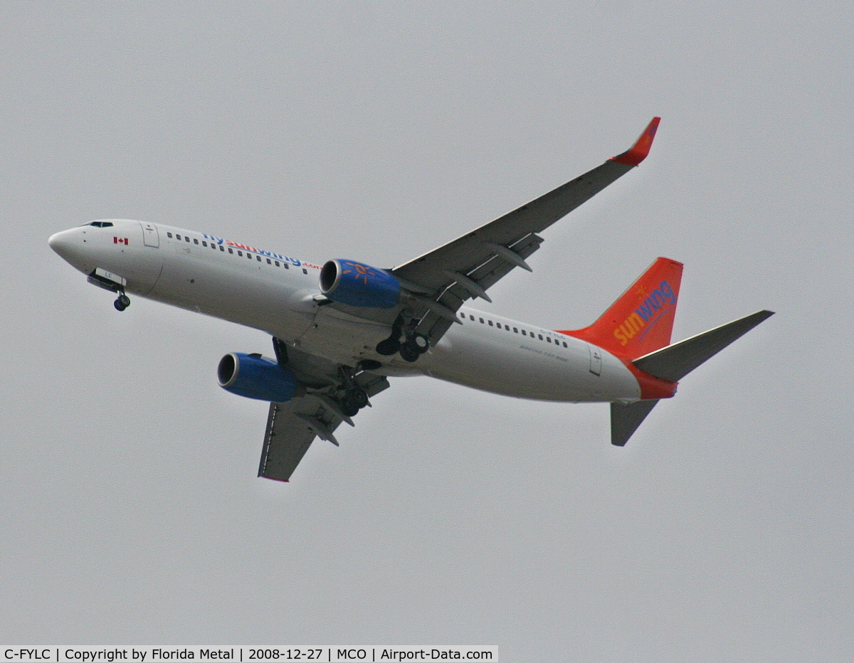 C-FYLC, 2006 Boeing 737-8BK C/N 33029, Sunwing 737-800 wearing the registration formerly worn by an Air Canada A340