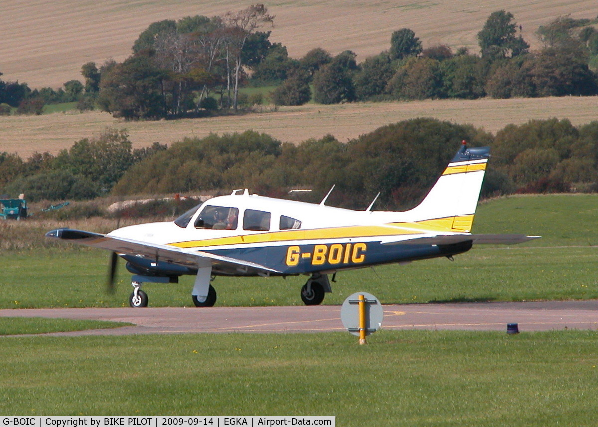 G-BOIC, 1978 Piper PA-28R-201T Cherokee Arrow III C/N 28R-7803123, TAXYING OUT TO RWY 02