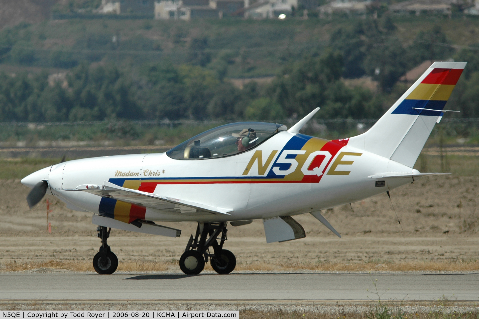 N5QE, 1998 Questair Venture C/N 54, Camarillo Airshow 2006