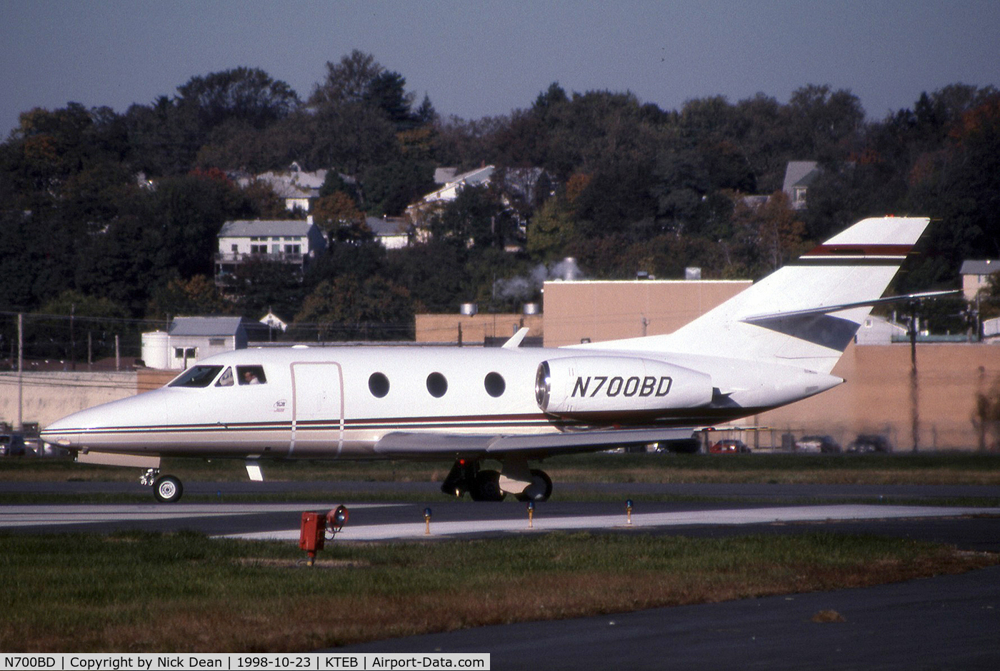 N700BD, 1976 Dassault Falcon 10 C/N 81, KTEB
