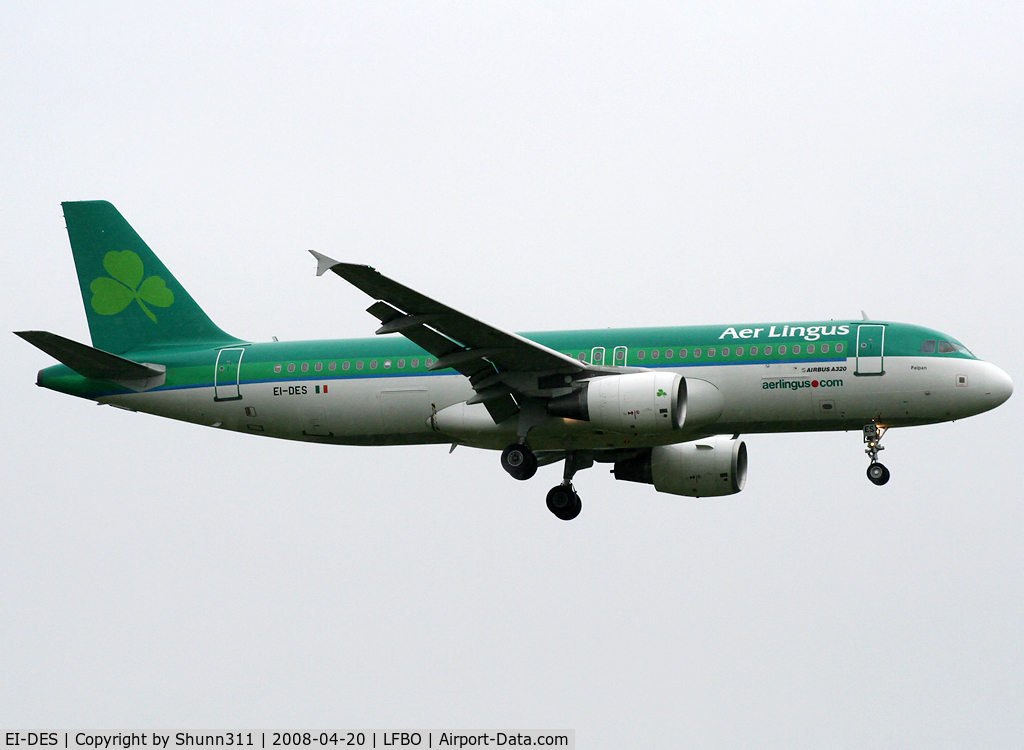 EI-DES, 2005 Airbus A320-214 C/N 2635, Landing rwy 32L