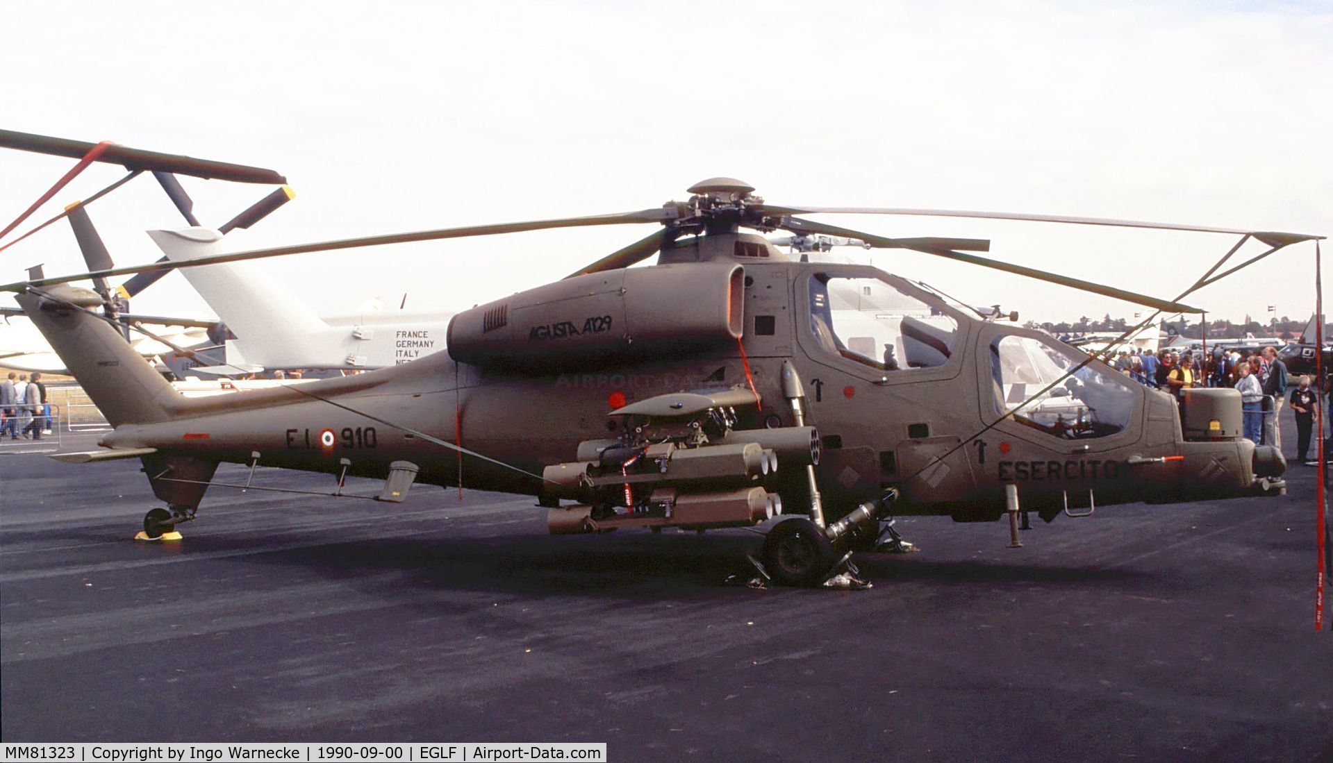 MM81323, Agusta A-129A Mangusta C/N 29011, Agusta A.129A Mangusta of Italian Army Aviation at Farnborough International 1990