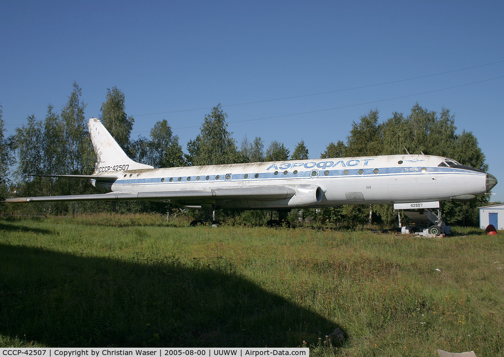 CCCP-42507, 1960 Tupolev Tu-104B C/N 021905, Aeroflot Tu-104