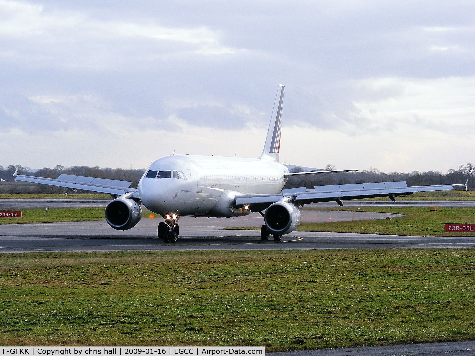 F-GFKK, 1990 Airbus A320-211 C/N 0100, Air France