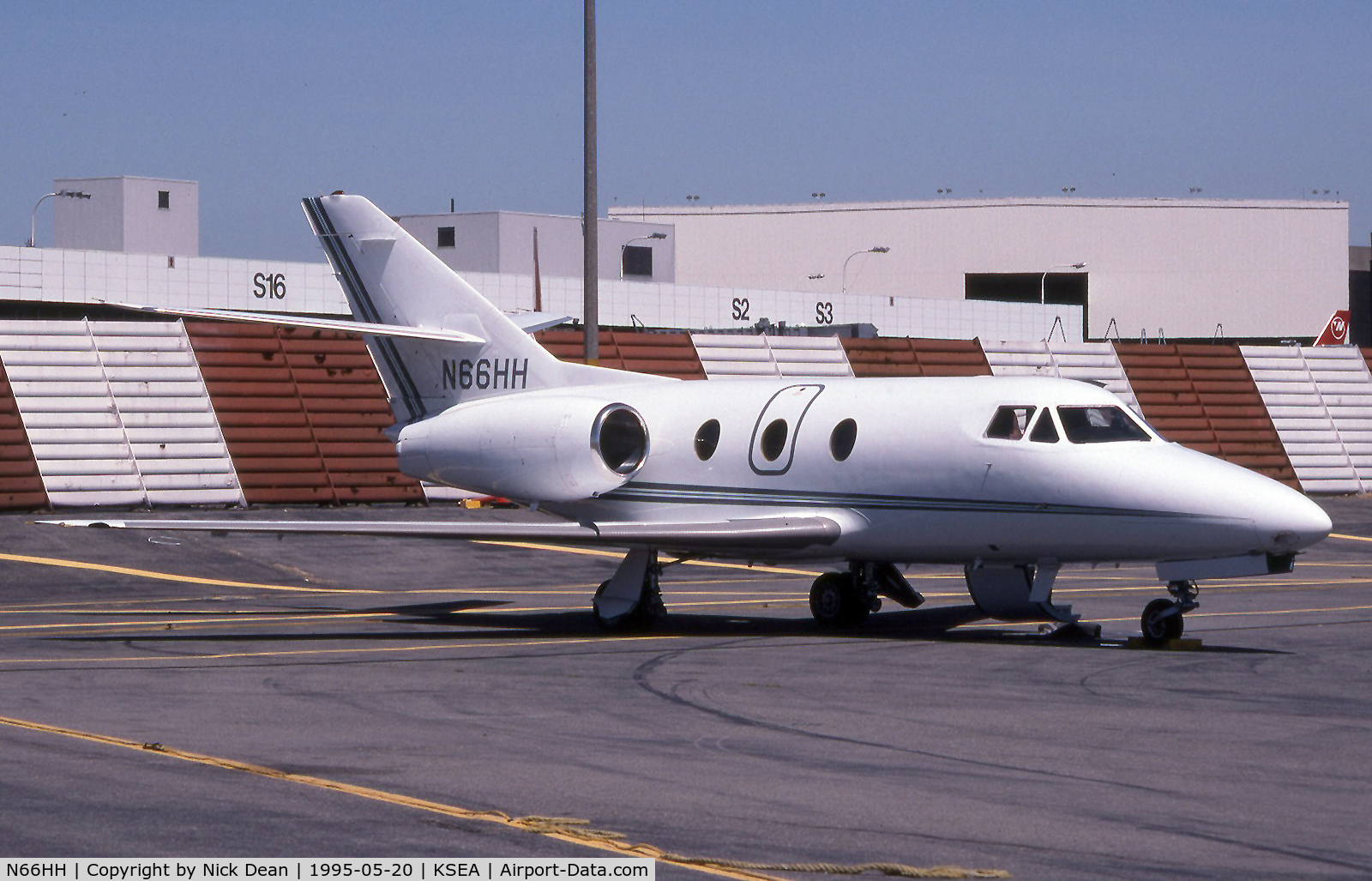 N66HH, 1981 Dassault Falcon 10 C/N 176, KSEA