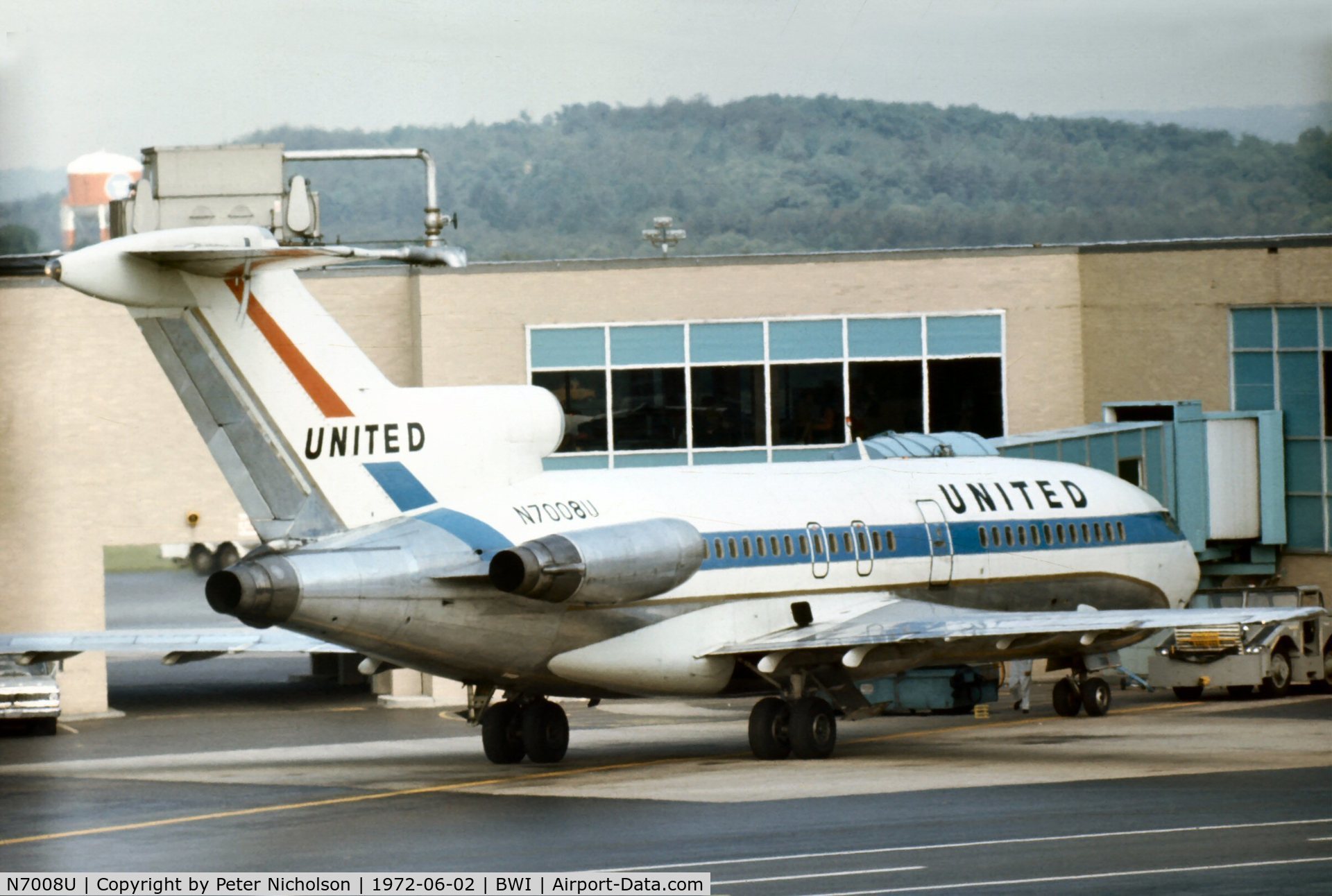 N7008U, Boeing 727-22 C/N 18300, In service with United Airlines  in the summer of 1972 at what was then known as Friendship Airport.