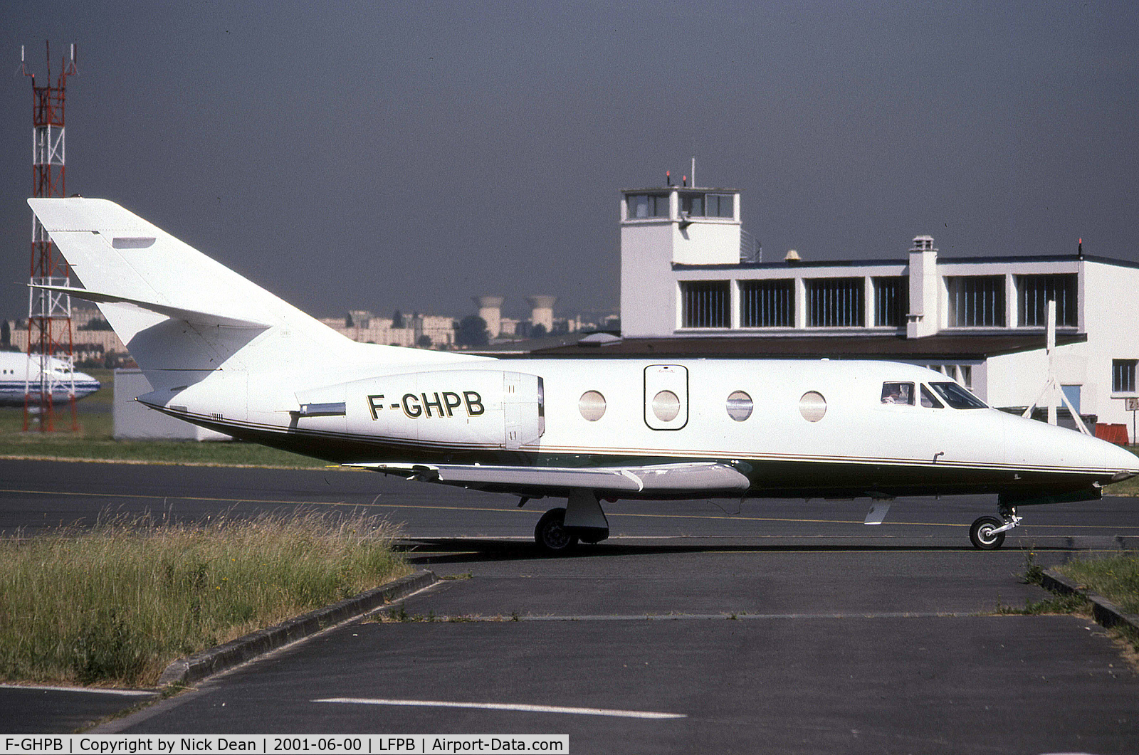 F-GHPB, 1989 Dassault Falcon 10 C/N 215, LFPB