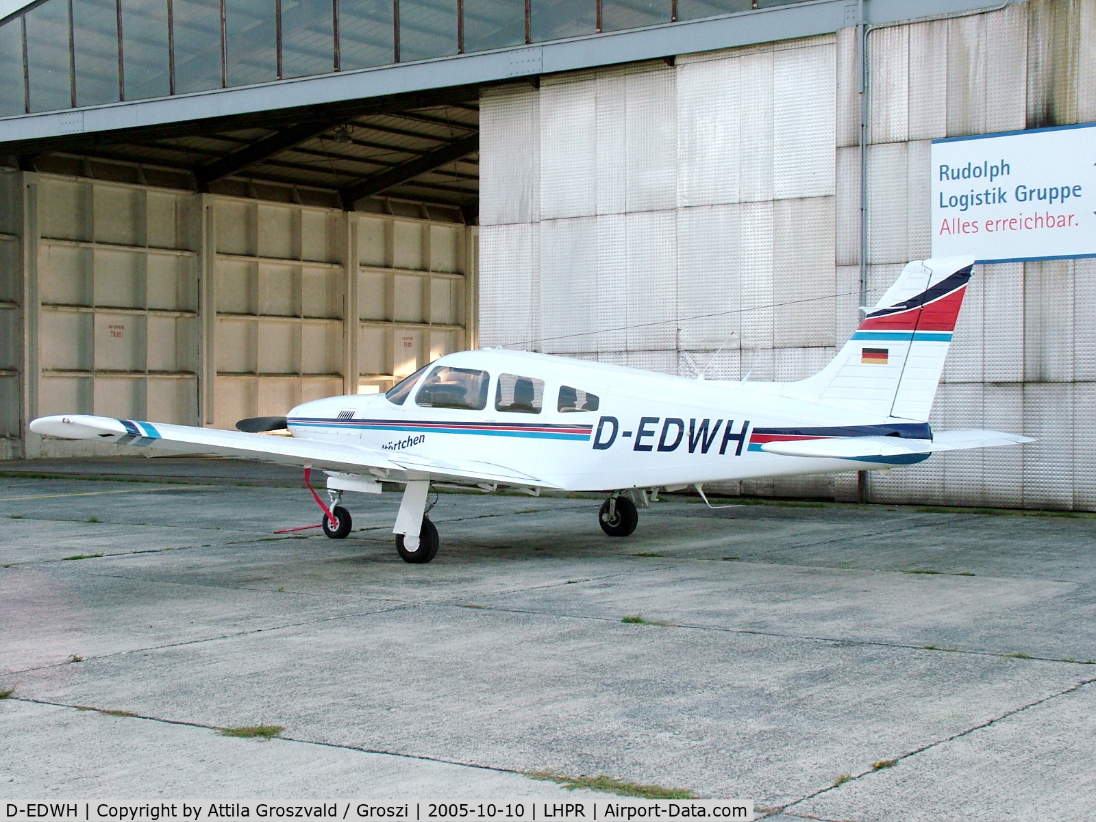 D-EDWH, 1977 Piper PA-28R-201T Cherokee Arrow III C/N 28R-7703266, Gy?r-Pér Airport-Hungary / LHPR