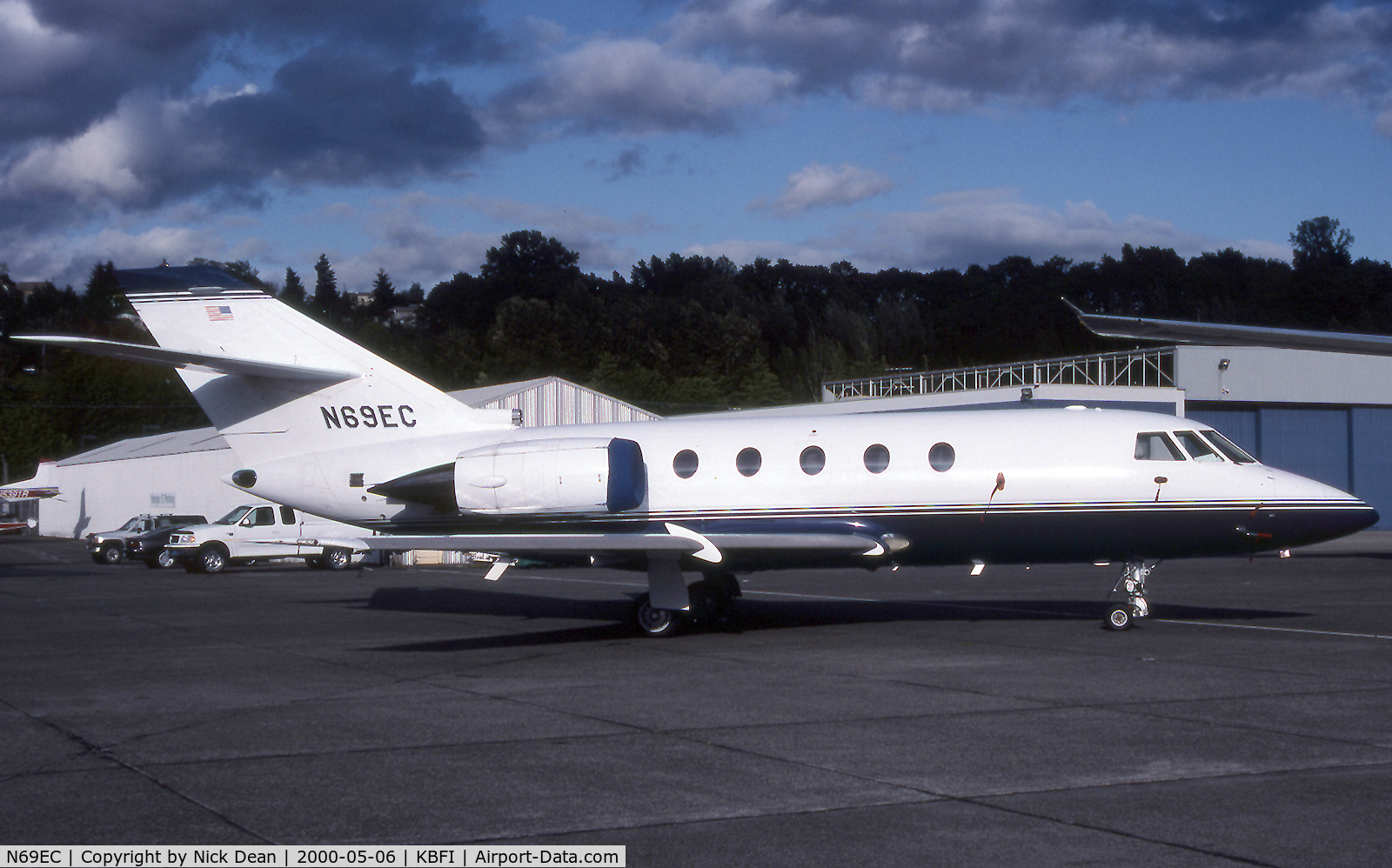 N69EC, 1985 Dassault Falcon 200 (20H) C/N 498, KBFI