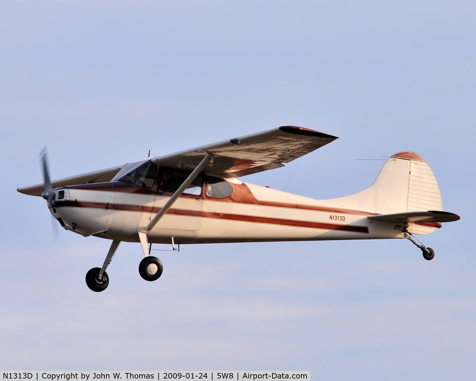 N1313D, 1951 Cessna 170A C/N 19889, Departing runway 4