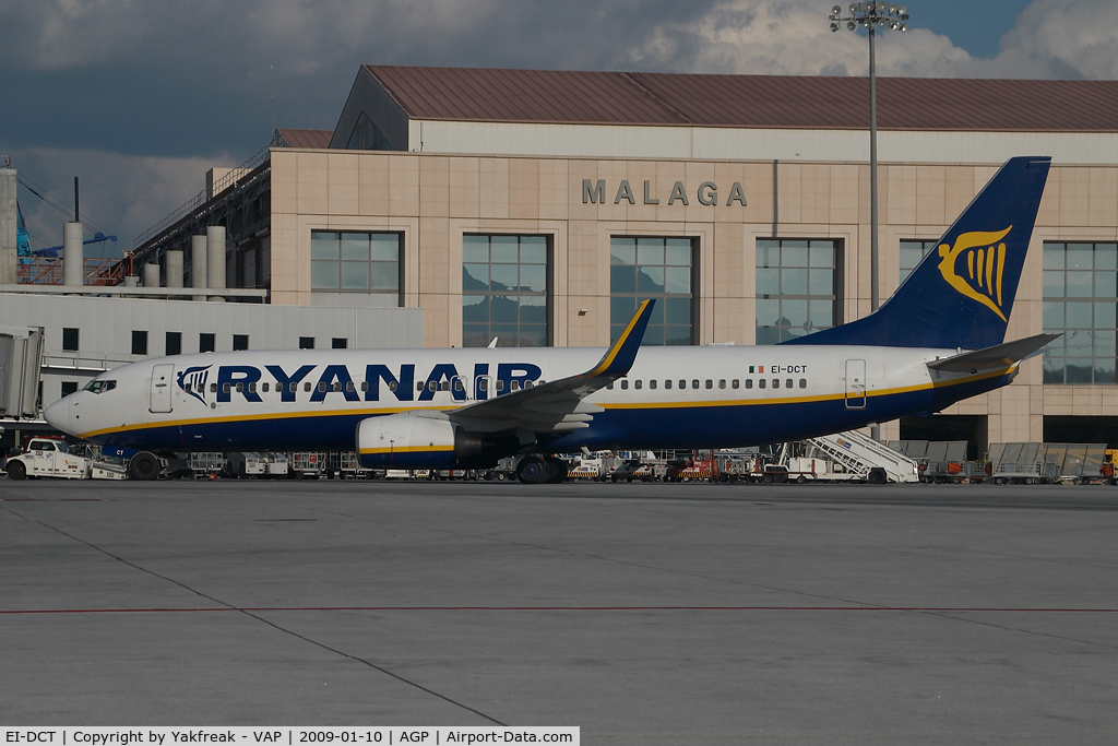 EI-DCT, 2004 Boeing 737-8AS C/N 33813, Ryanair Boeing 737-800