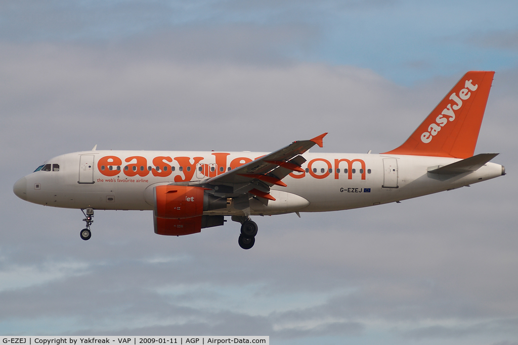 G-EZEJ, 2004 Airbus A319-111 C/N 2214, Easyjet Airbus 319