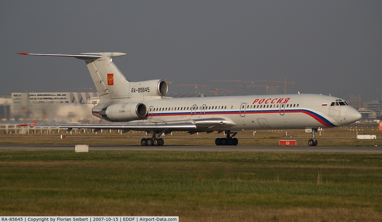RA-85645, 1988 Tupolev Tu-154M C/N 88A782, Rossiya TU 154M