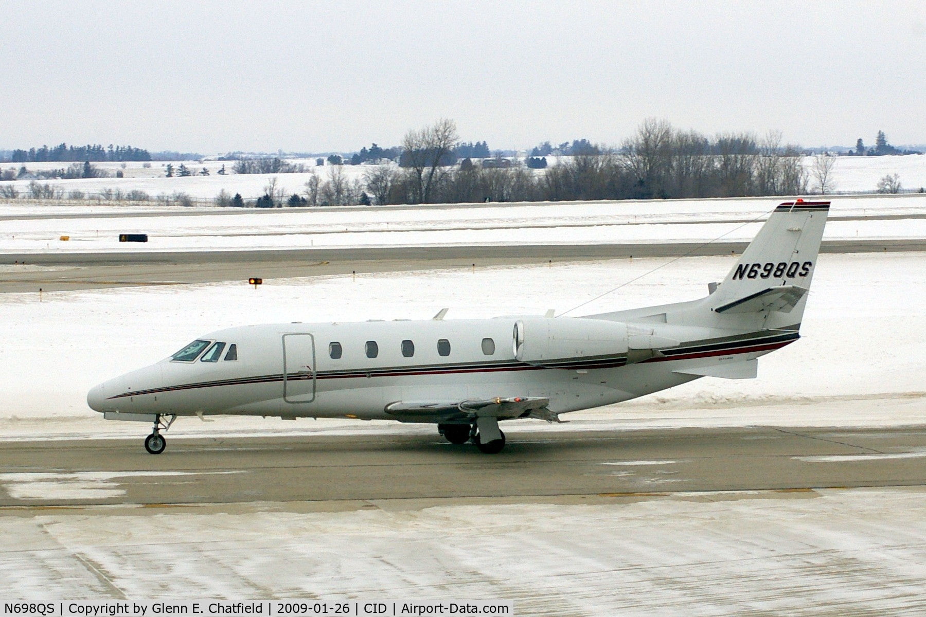 N698QS, 2006 Cessna 560XL C/N 560-5653, Taxiing from Landmark to Runway 27 for departure