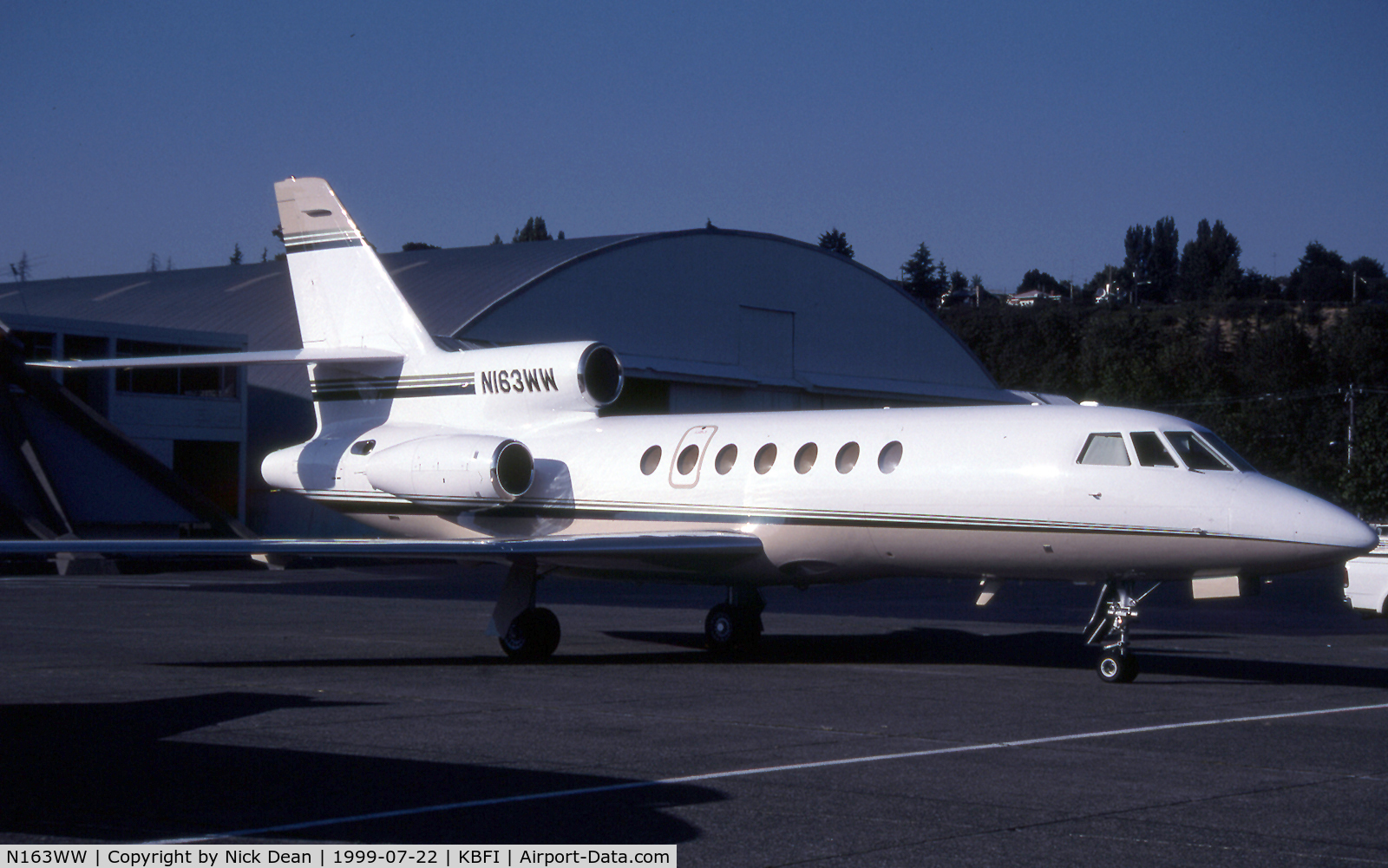 N163WW, 1986 Dassault Falcon 50 C/N 052, KBFI
