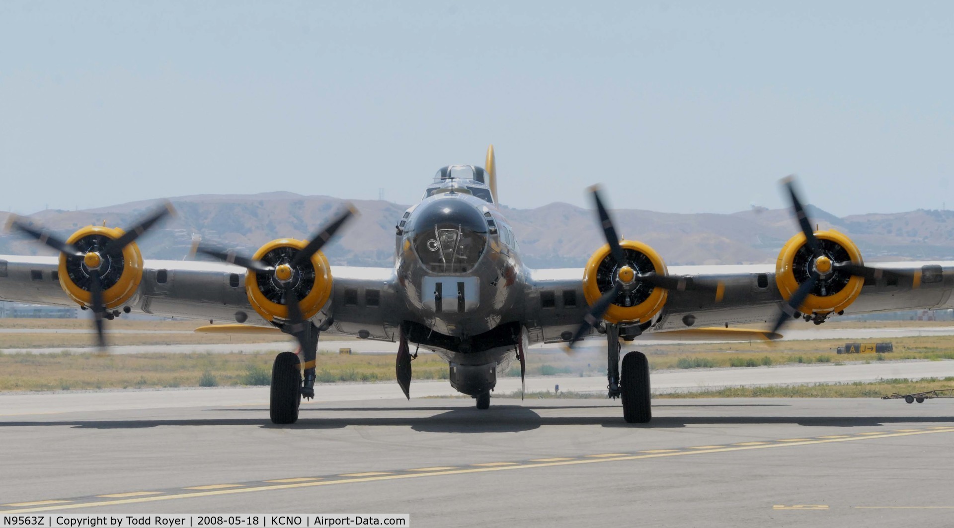 N9563Z, 1944 Boeing B-17G Flying Fortress C/N 32204, Chino Airshow 2008