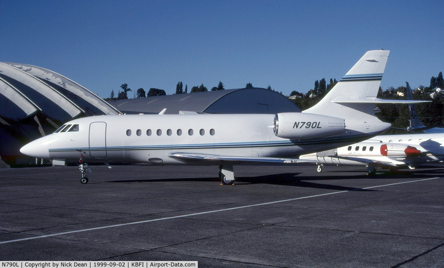 N790L, 1995 Dassault Falcon 2000 C/N 15, KBFI