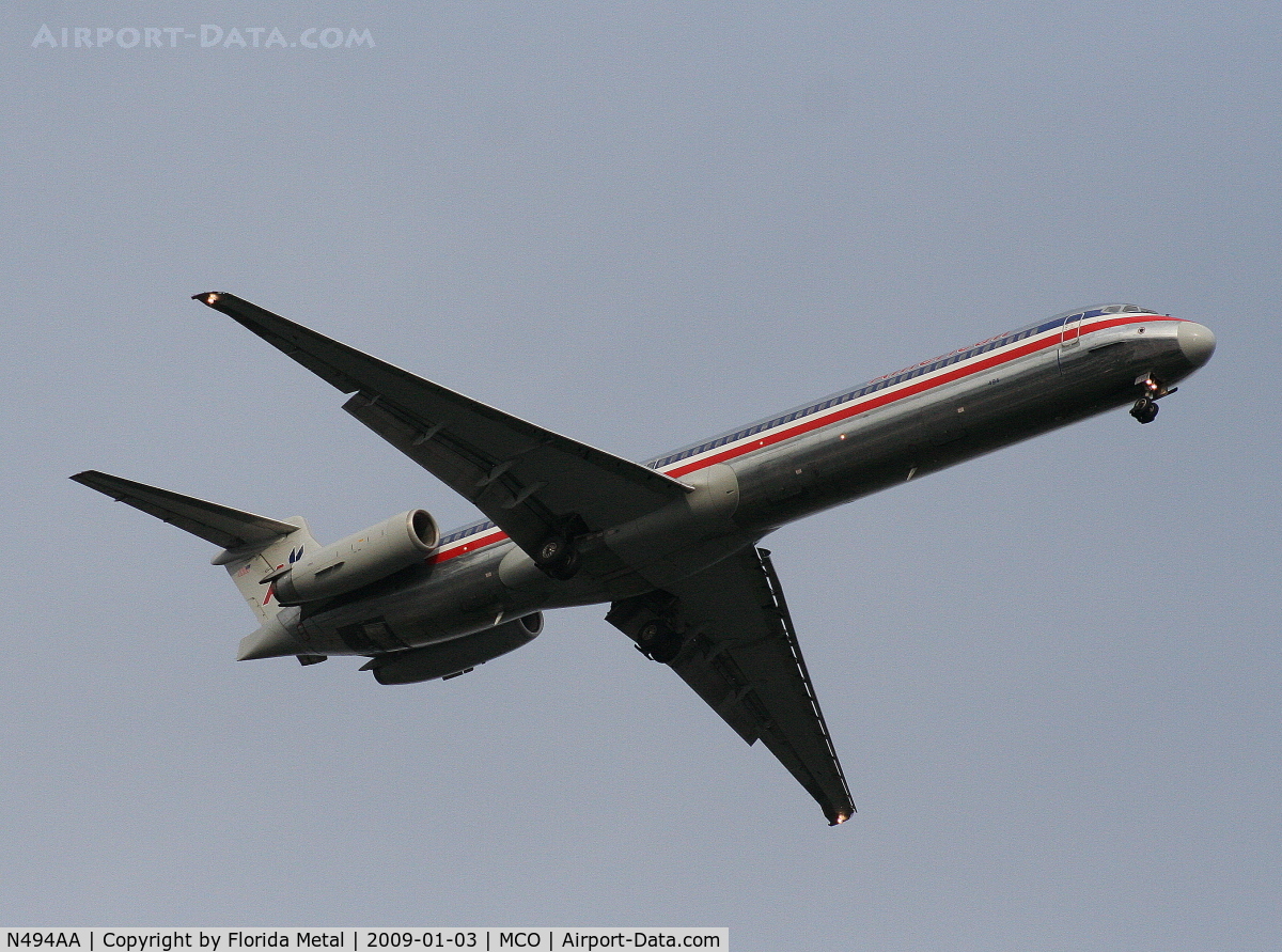 N494AA, 1989 McDonnell Douglas MD-82 (DC-9-82) C/N 49732, American MD-82