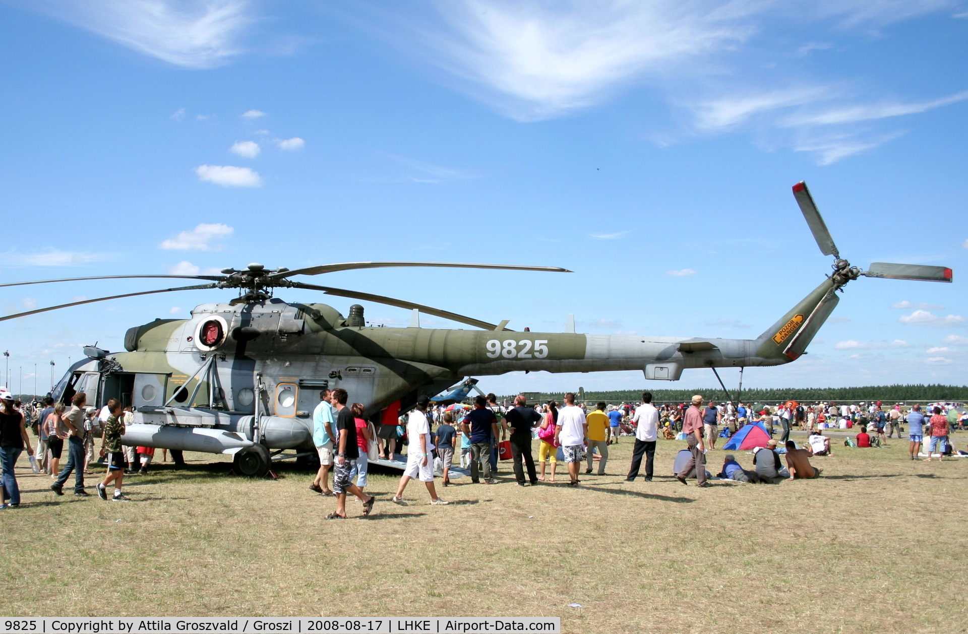 9825, Mil Mi-171Sh Hip C/N 59489619825, Kecskemét, Hungarian Air-Forces Base / LHKE / Hungary - Airshow '2008