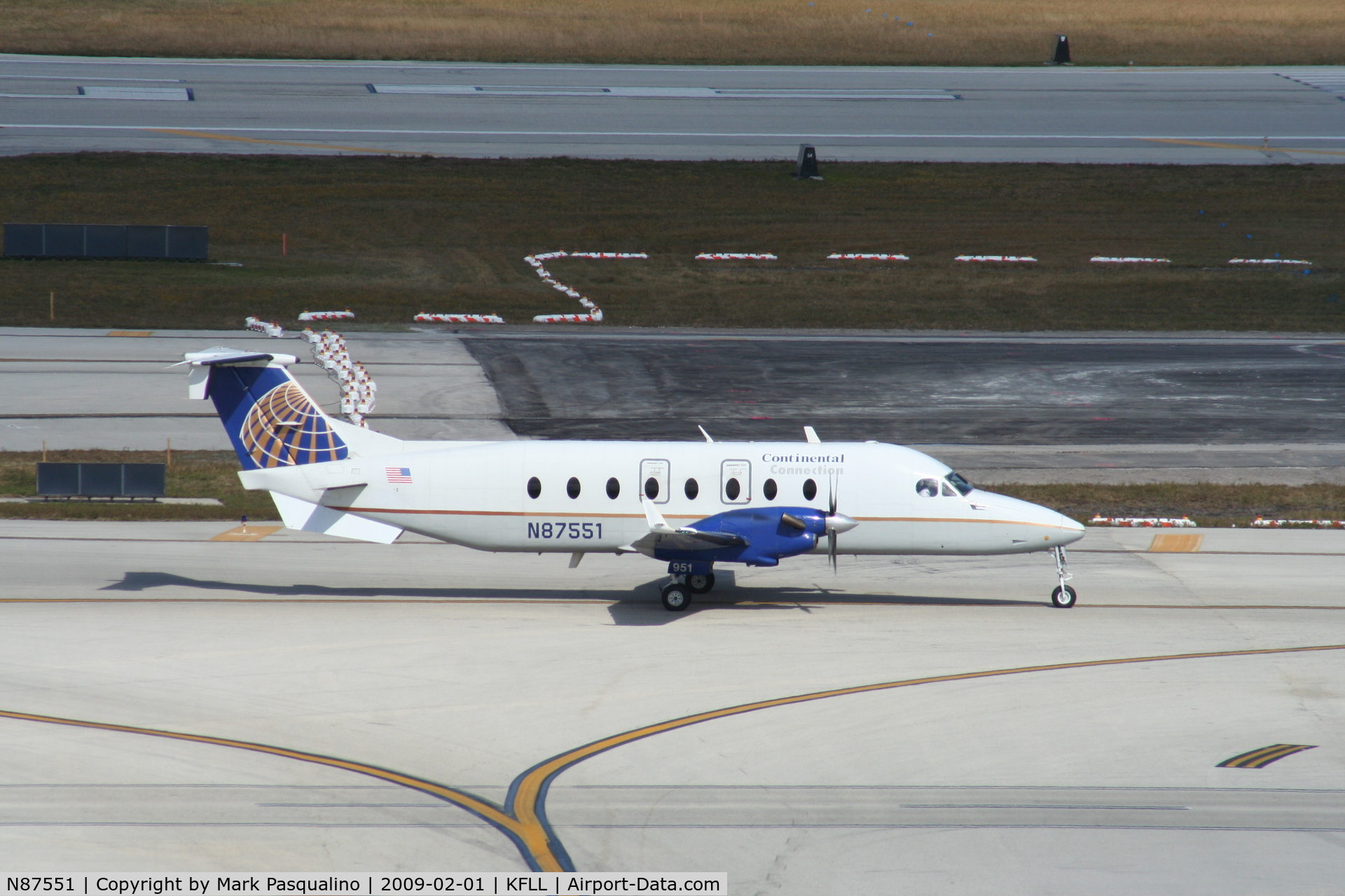 N87551, 1996 Beech 1900D C/N UE-206, Beech 1900D