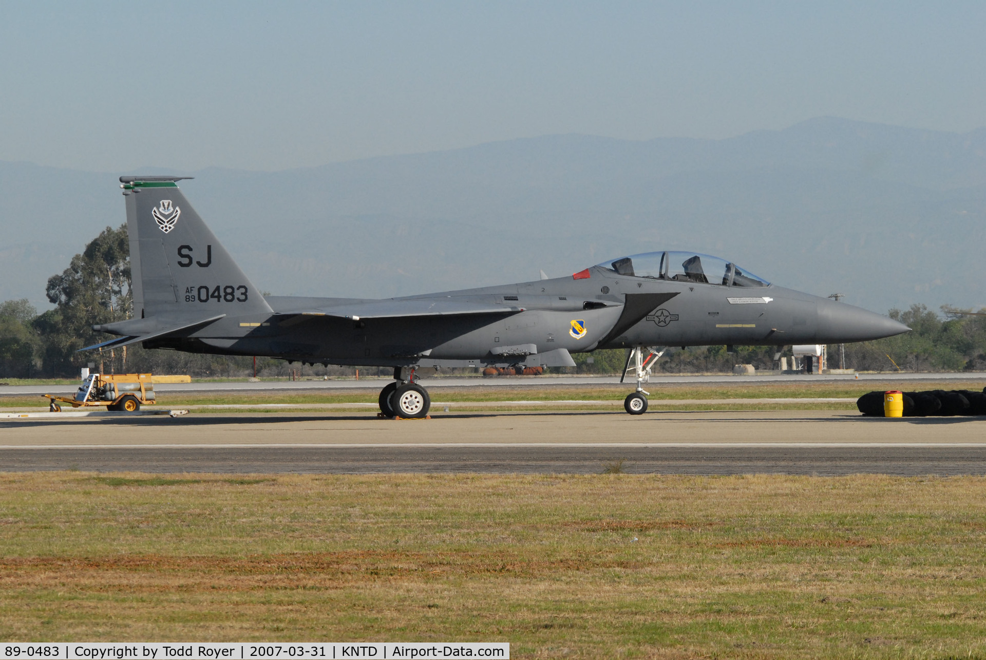 89-0483, 1989 McDonnell Douglas F-15E Strike Eagle C/N 1136/E111, Point Mugu Airshow 2007