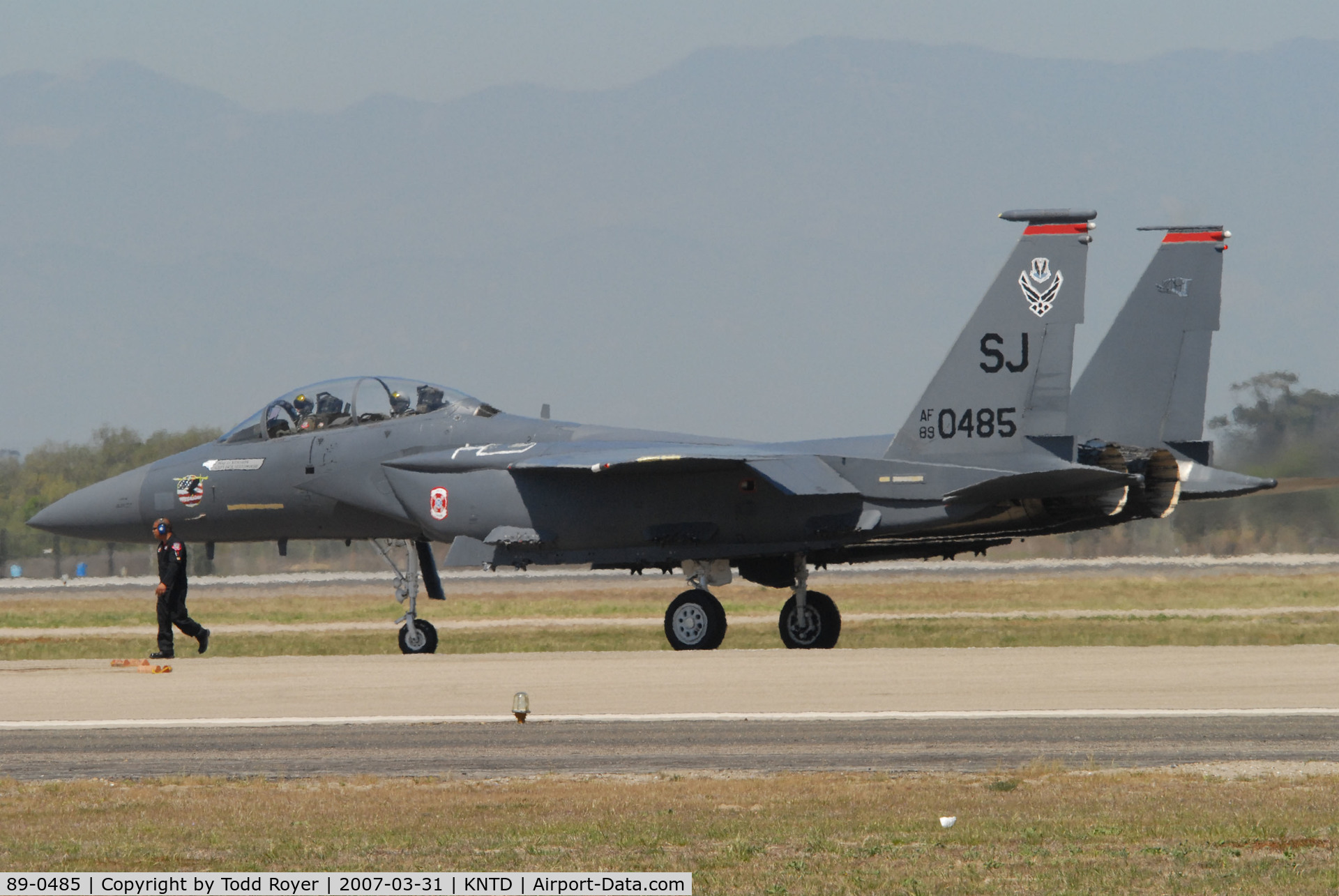 89-0485, 1989 McDonnell Douglas F-15E Strike Eagle C/N 1132/E107, Point Mugu Airshow 2007