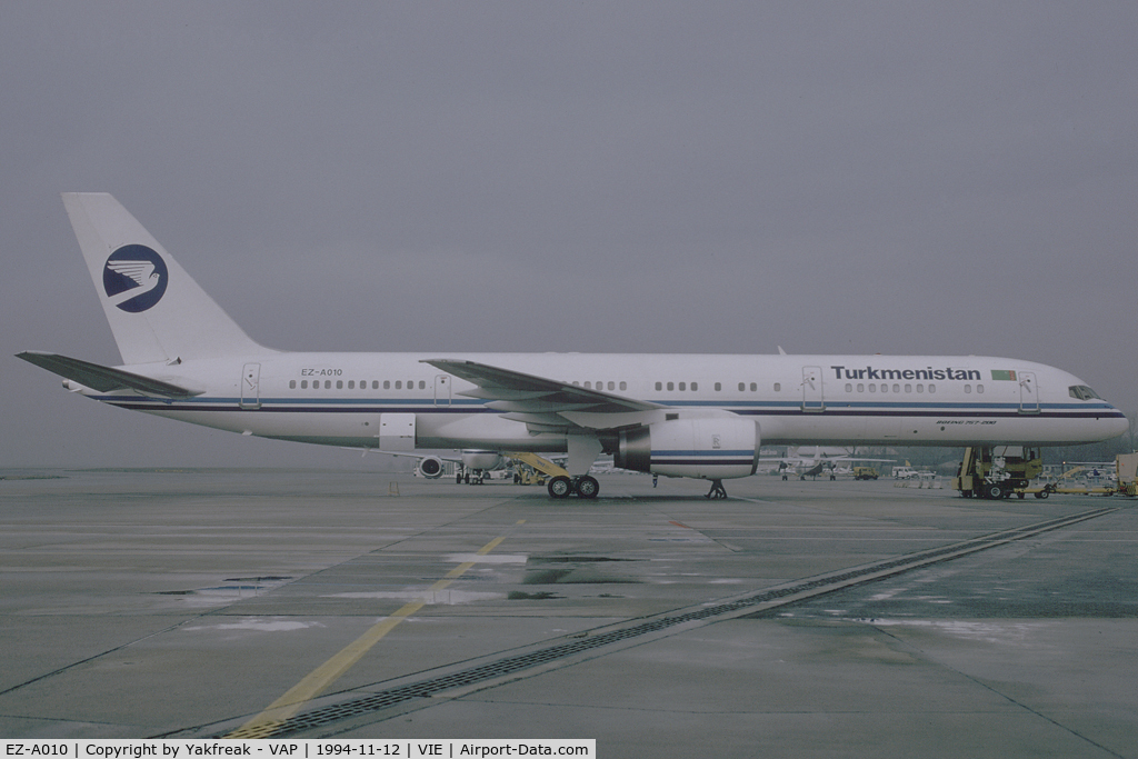 EZ-A010, 1991 Boeing 757-23A C/N 25345, Turkmenistan Boeing 757-200